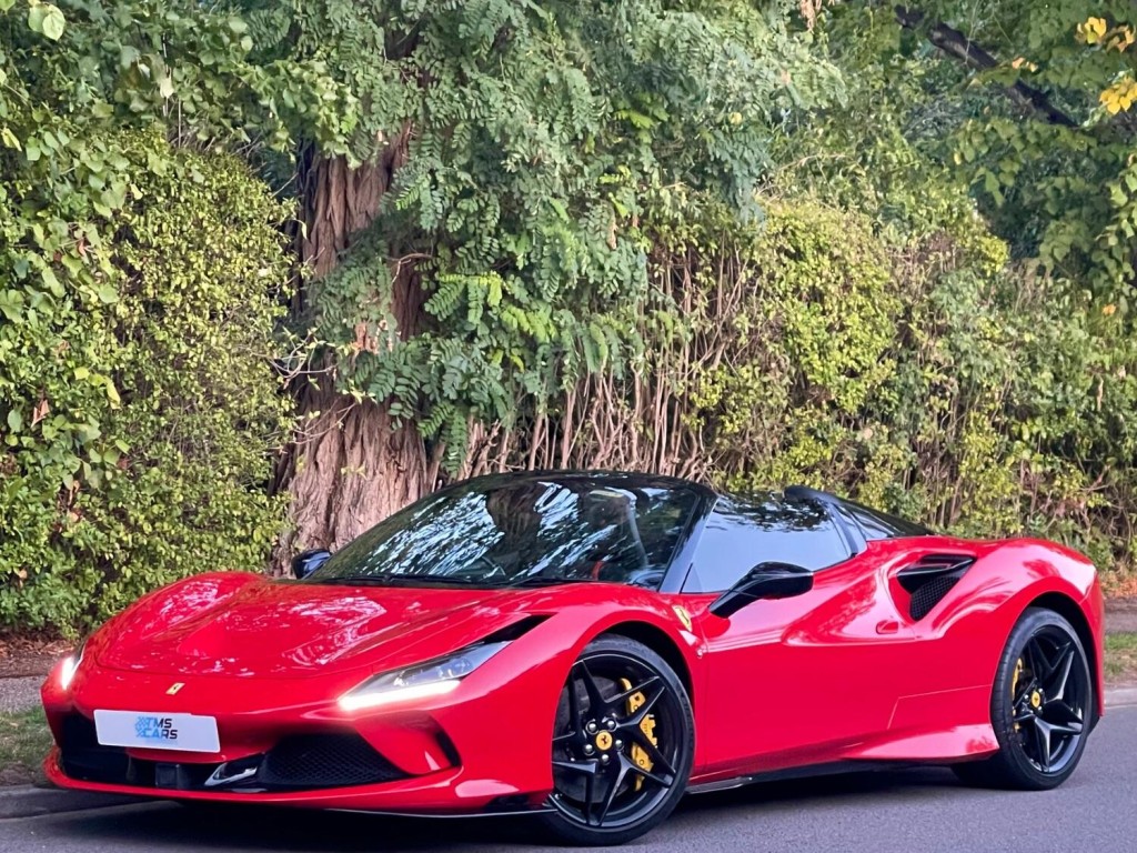 FERRARI F8 SPIDER
