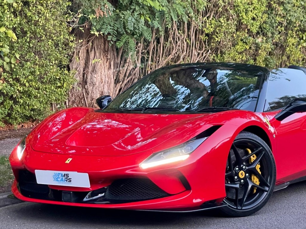 FERRARI F8 SPIDER