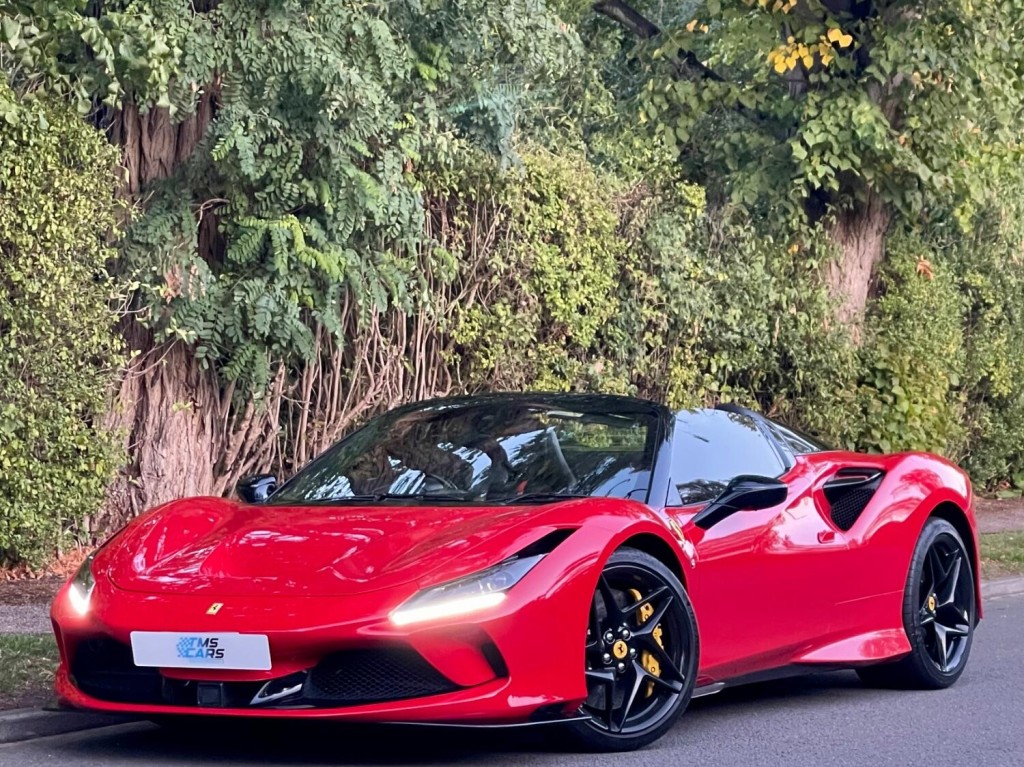 FERRARI F8 SPIDER