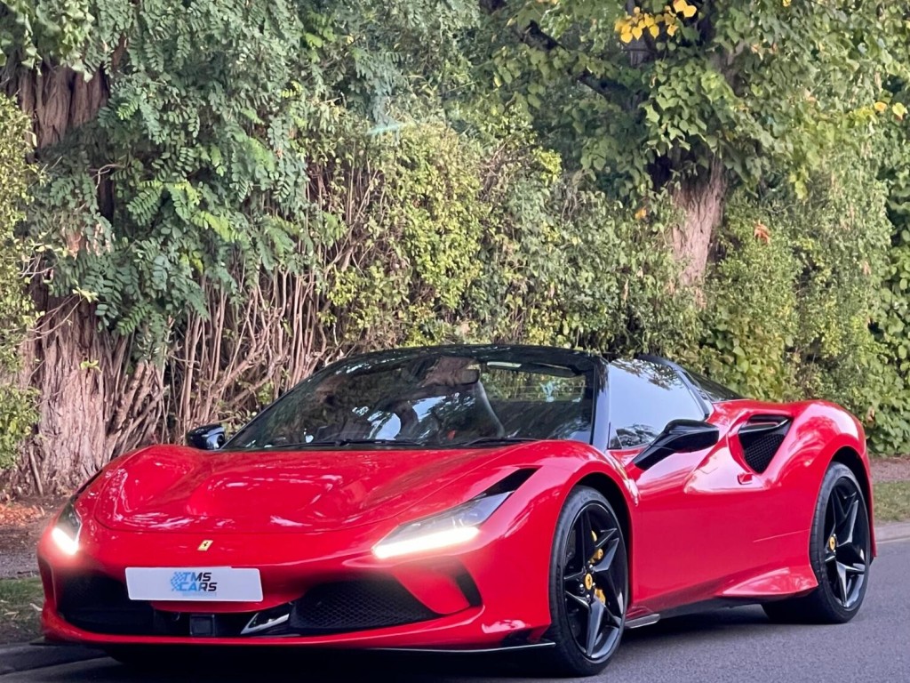 FERRARI F8 SPIDER
