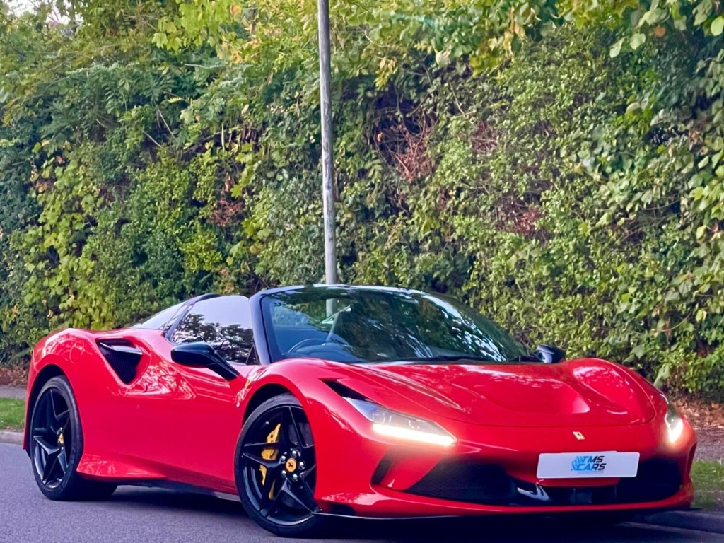 FERRARI F8 SPIDER