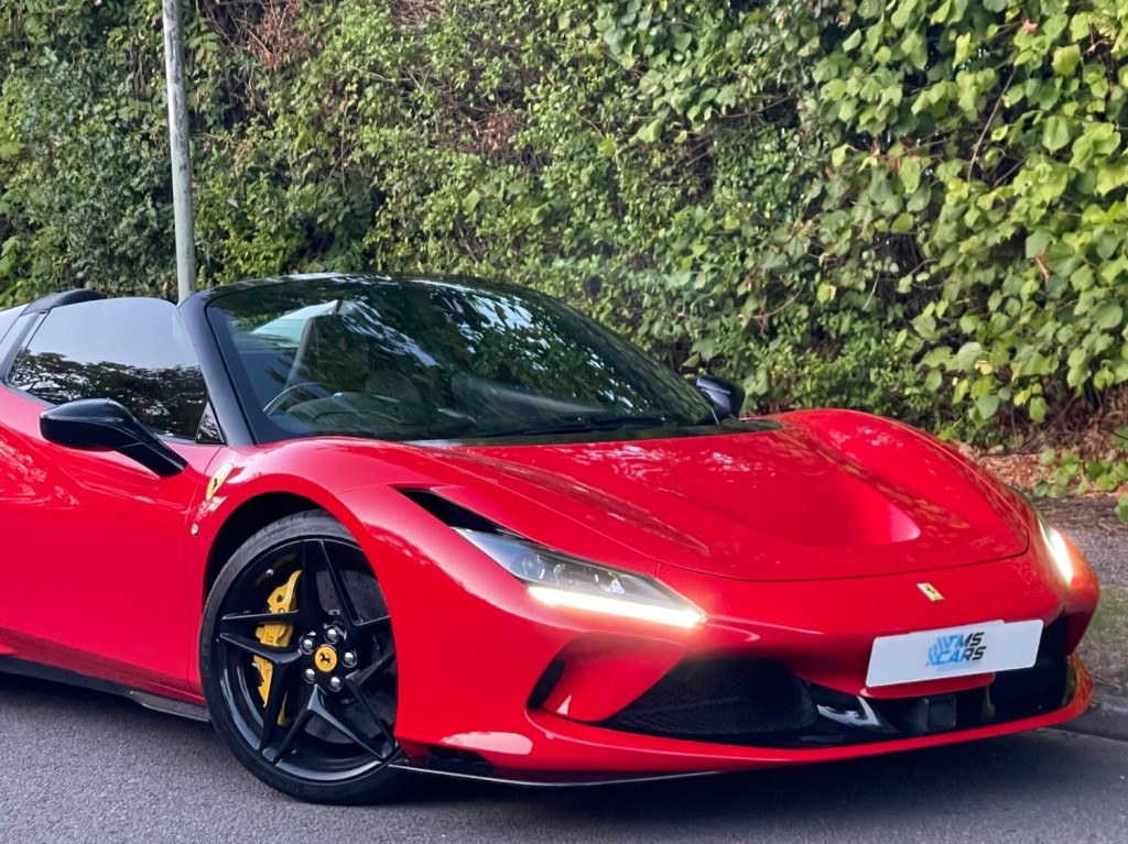 FERRARI F8 SPIDER