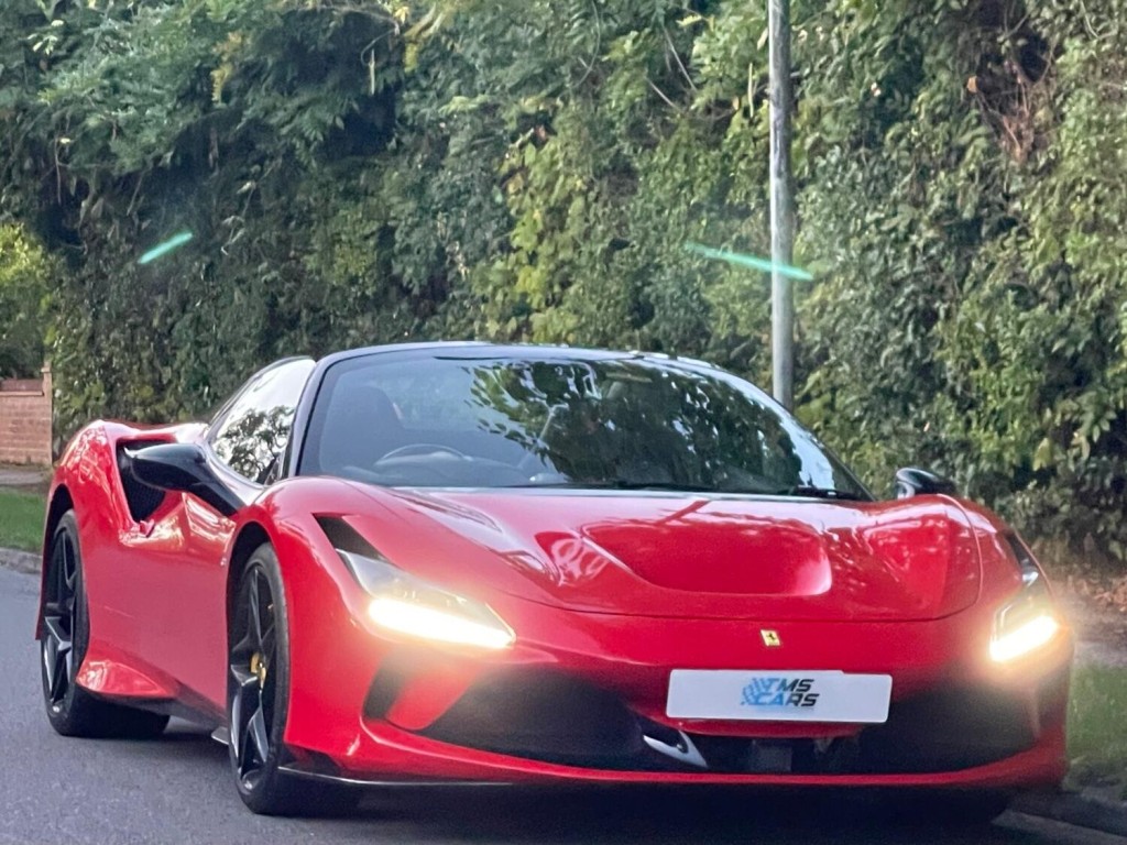 FERRARI F8 SPIDER