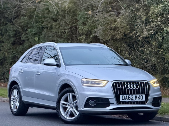 AUDI Q3 2.0 TDI S line