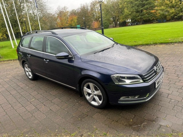 VOLKSWAGEN PASSAT