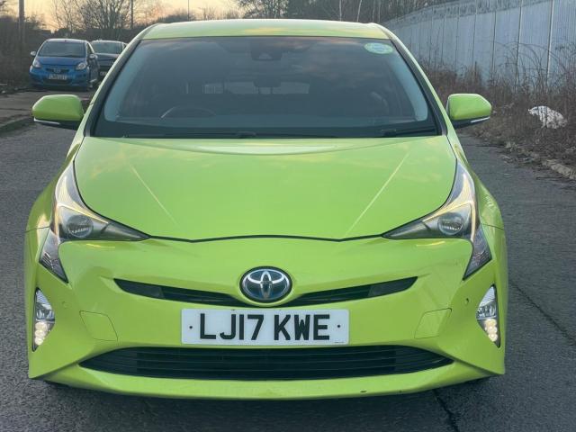 TOYOTA PRIUS 1.5 CVT 4dr