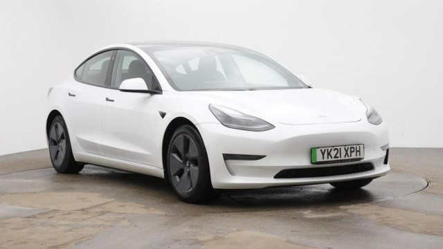 TESLA MODEL 3 (Dual Motor) Long Range Auto 4WDE 4dr
