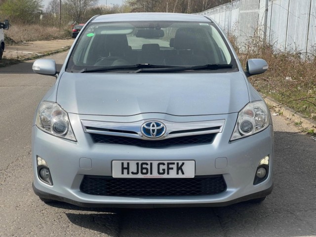 TOYOTA AURIS 1.8 VVT-h T Spirit CVT Euro 5 (s/s) 5dr