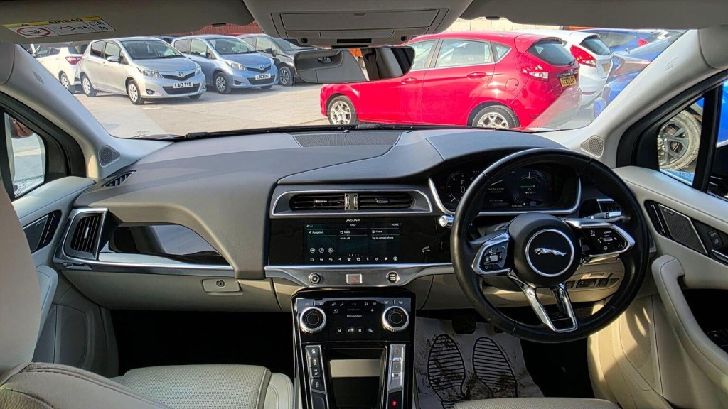 JAGUAR I-Pace