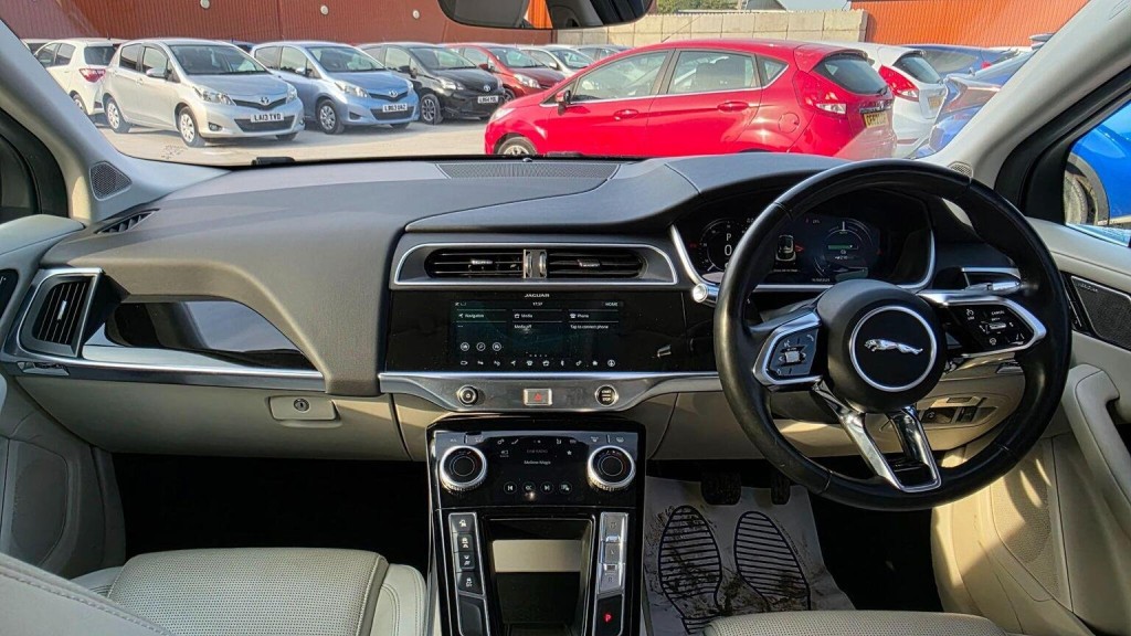 JAGUAR I-Pace