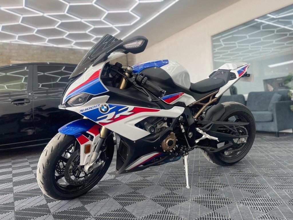 BMW S1000RR