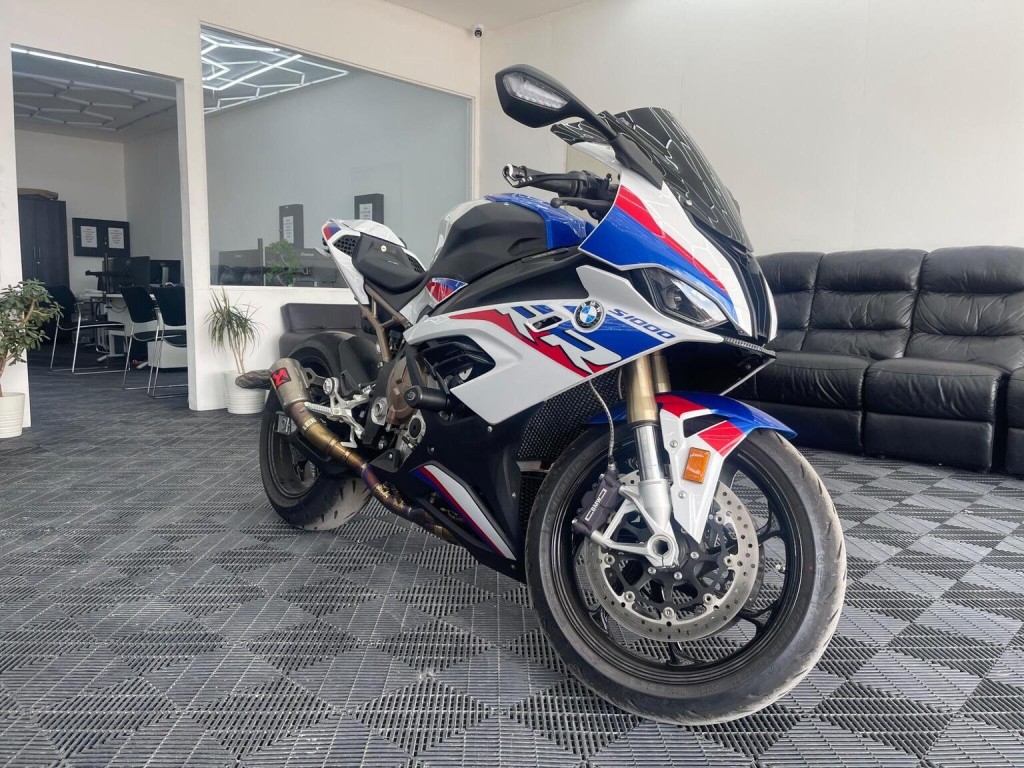 BMW S1000RR