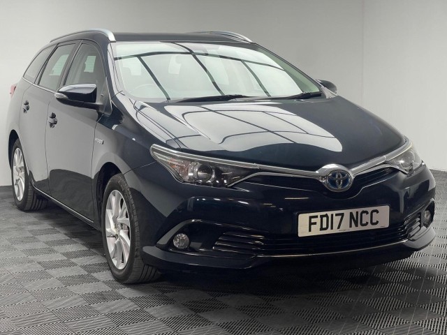TOYOTA AURIS 1.8 VVT-h Business Edition Touring Sports CVT Euro 6 (s/s) 5dr (Safety Sense)