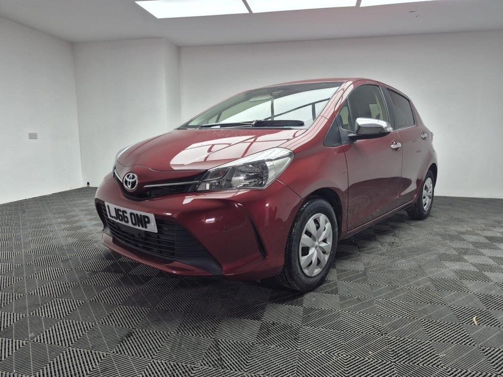 TOYOTA YARIS