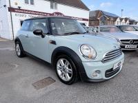 MINI HATCH