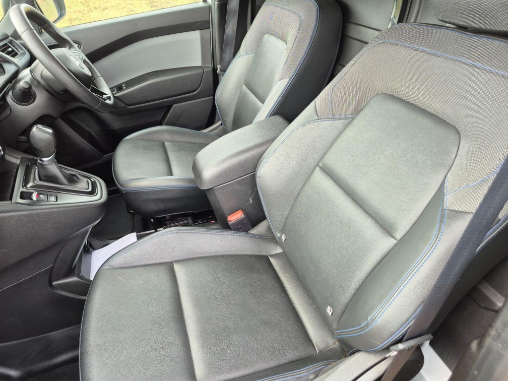 NISSAN TOWNSTAR
