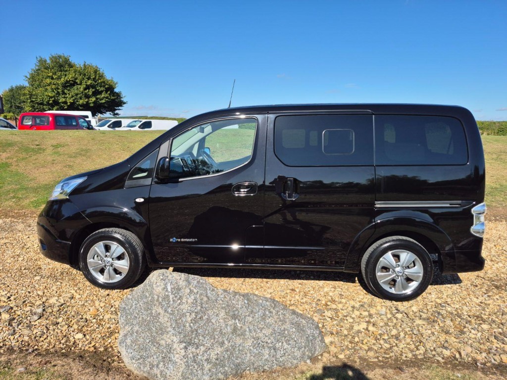 NISSAN ENV200 EVALIA