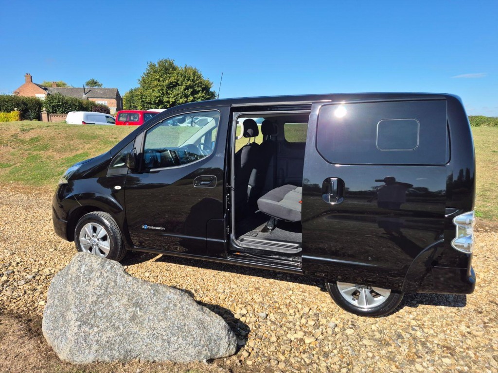 NISSAN ENV200 EVALIA