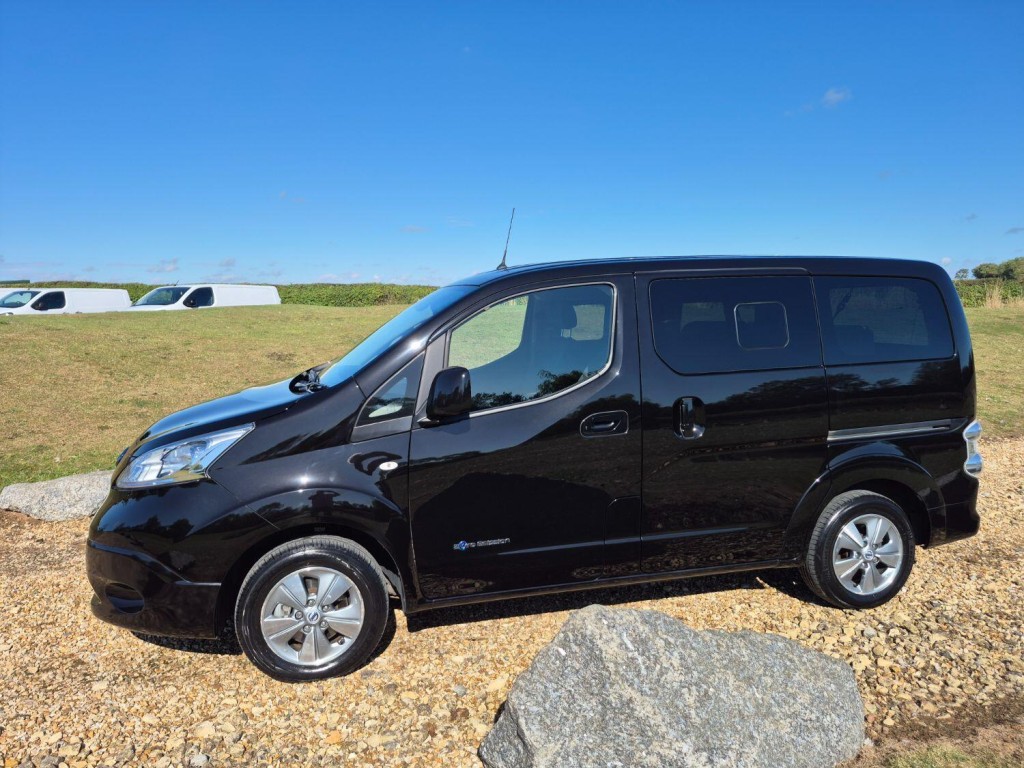 NISSAN ENV200 EVALIA