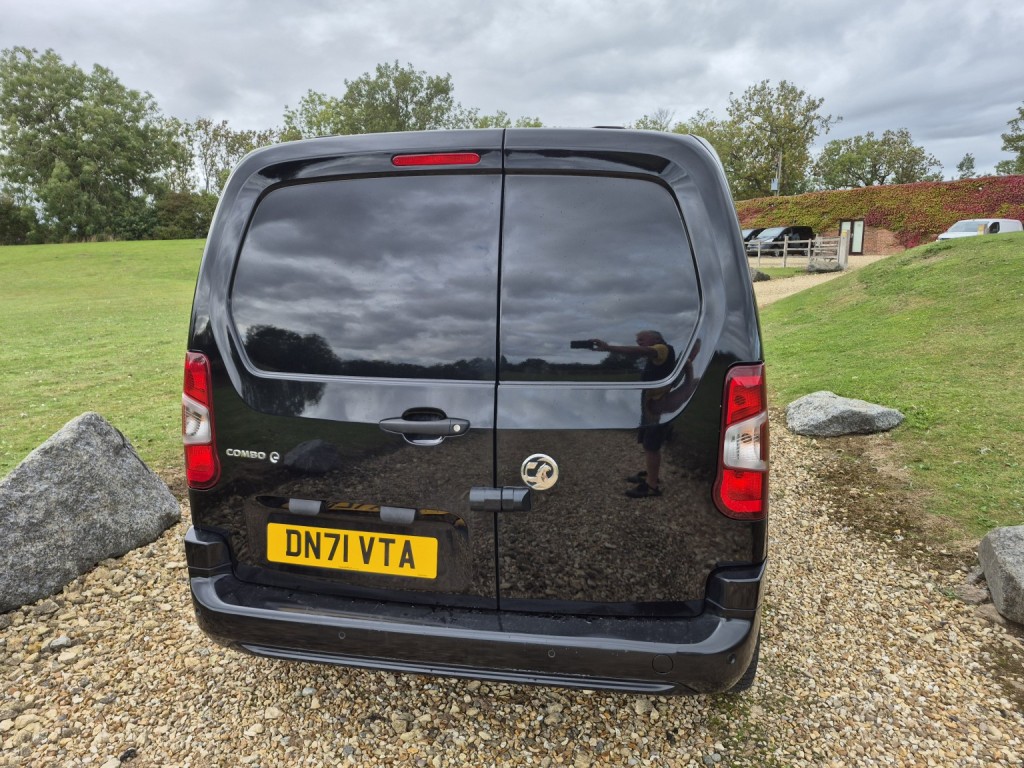VAUXHALL COMBO