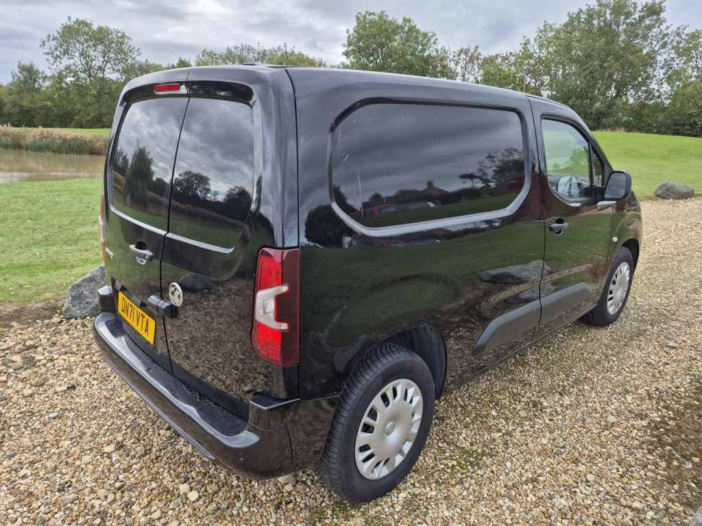 VAUXHALL COMBO