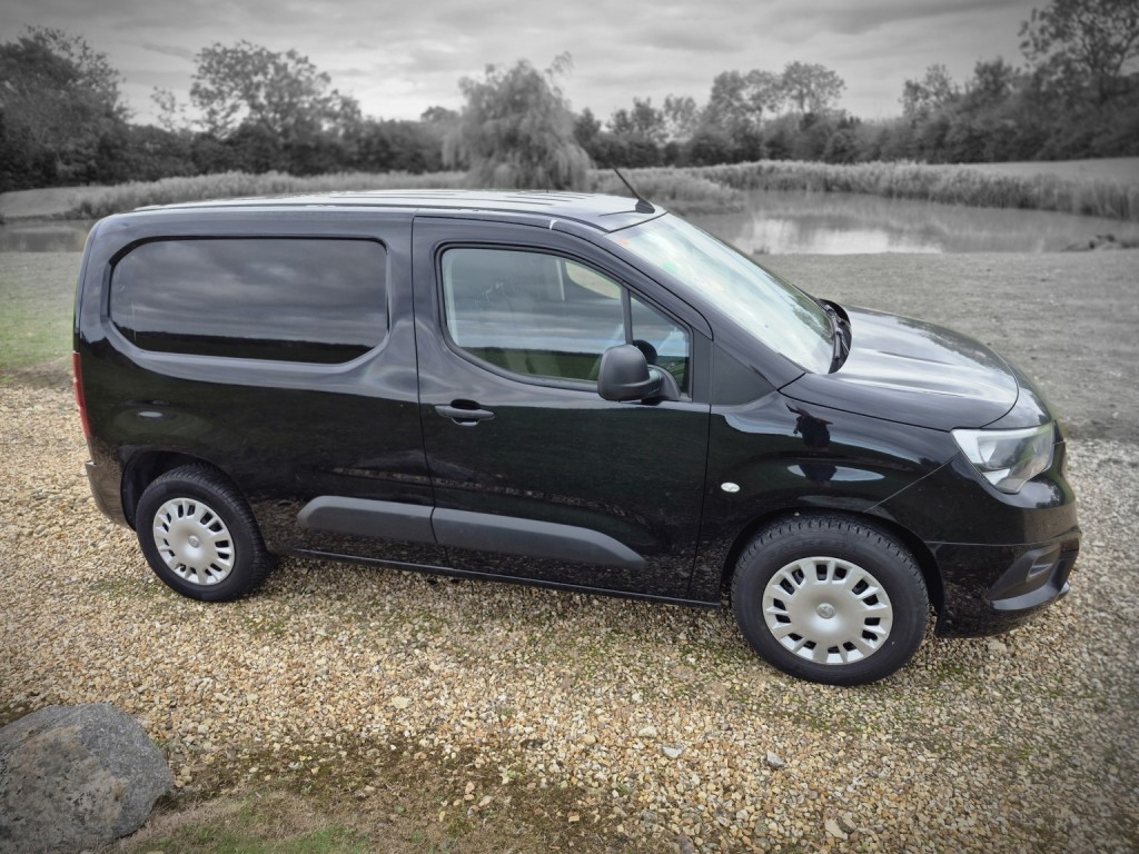 VAUXHALL COMBO