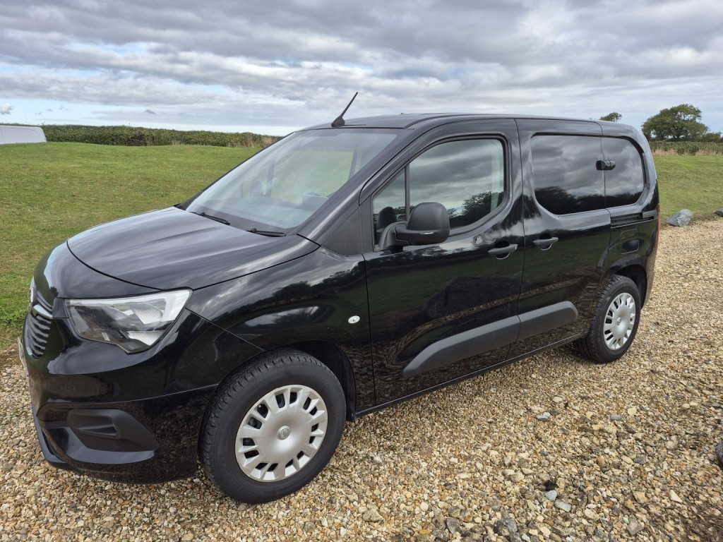 VAUXHALL COMBO