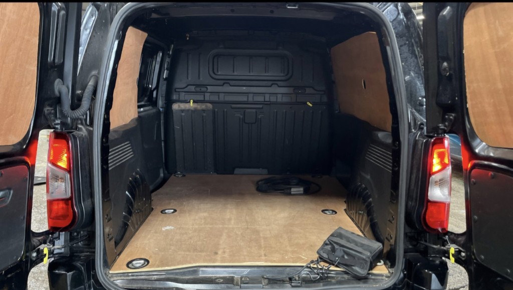 VAUXHALL COMBO