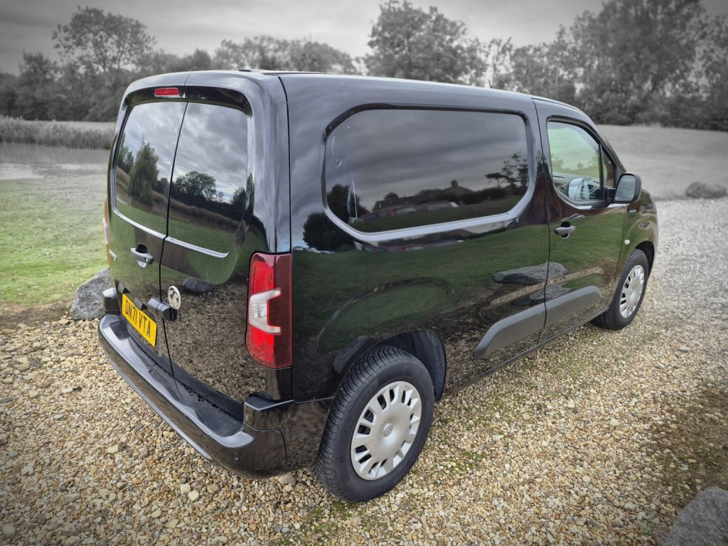 VAUXHALL COMBO