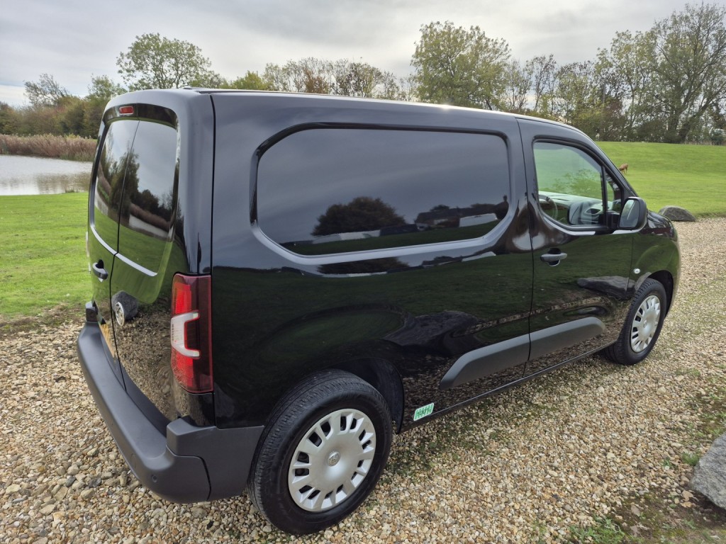 VAUXHALL COMBO