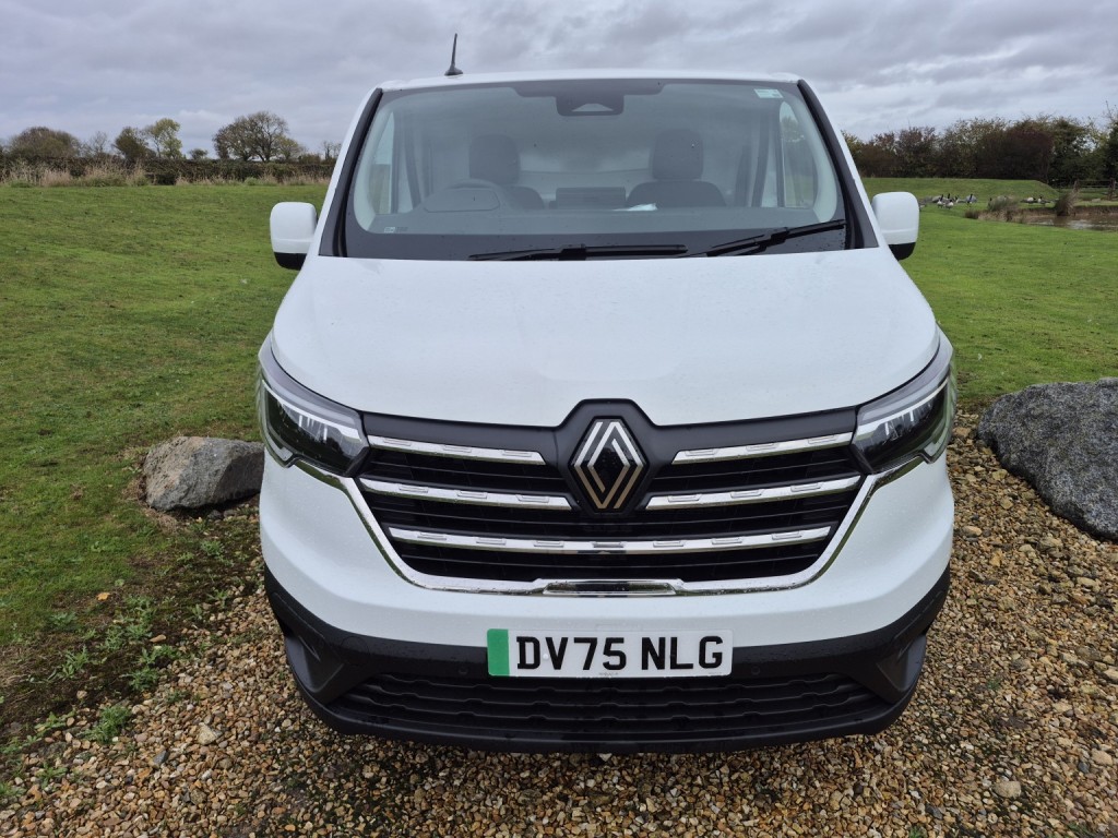 RENAULT TRAFIC