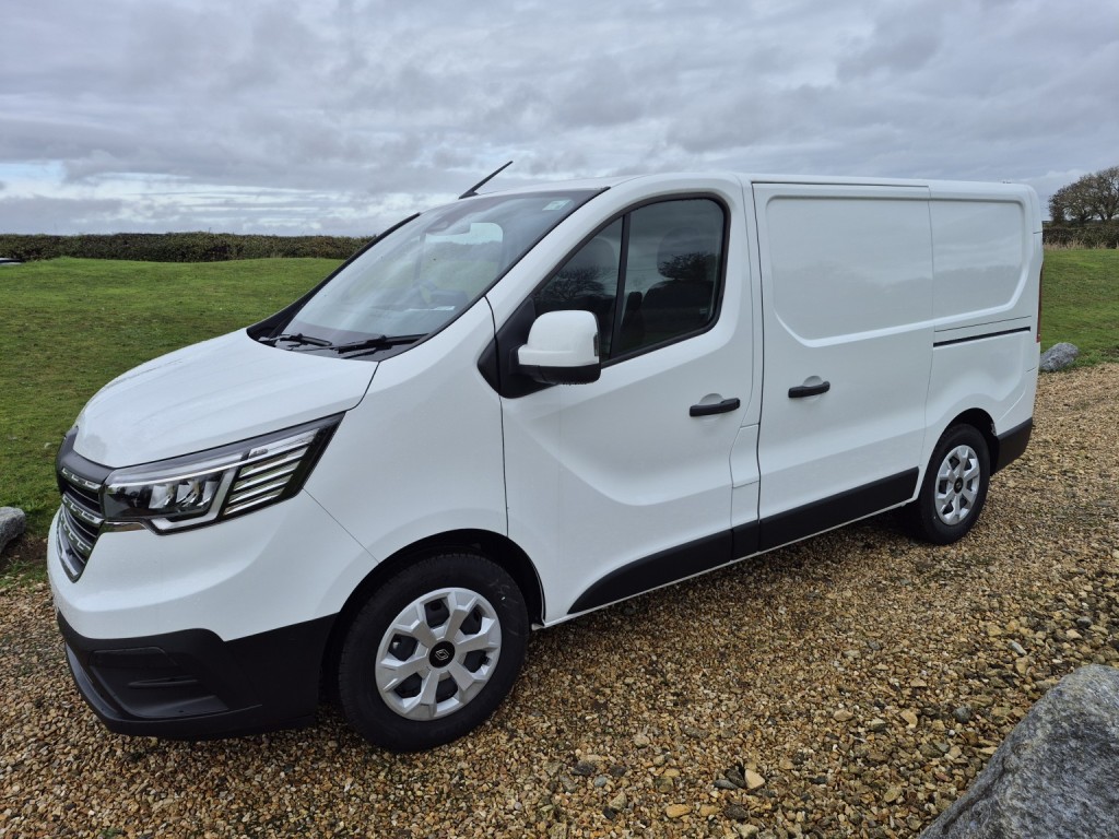 RENAULT TRAFIC