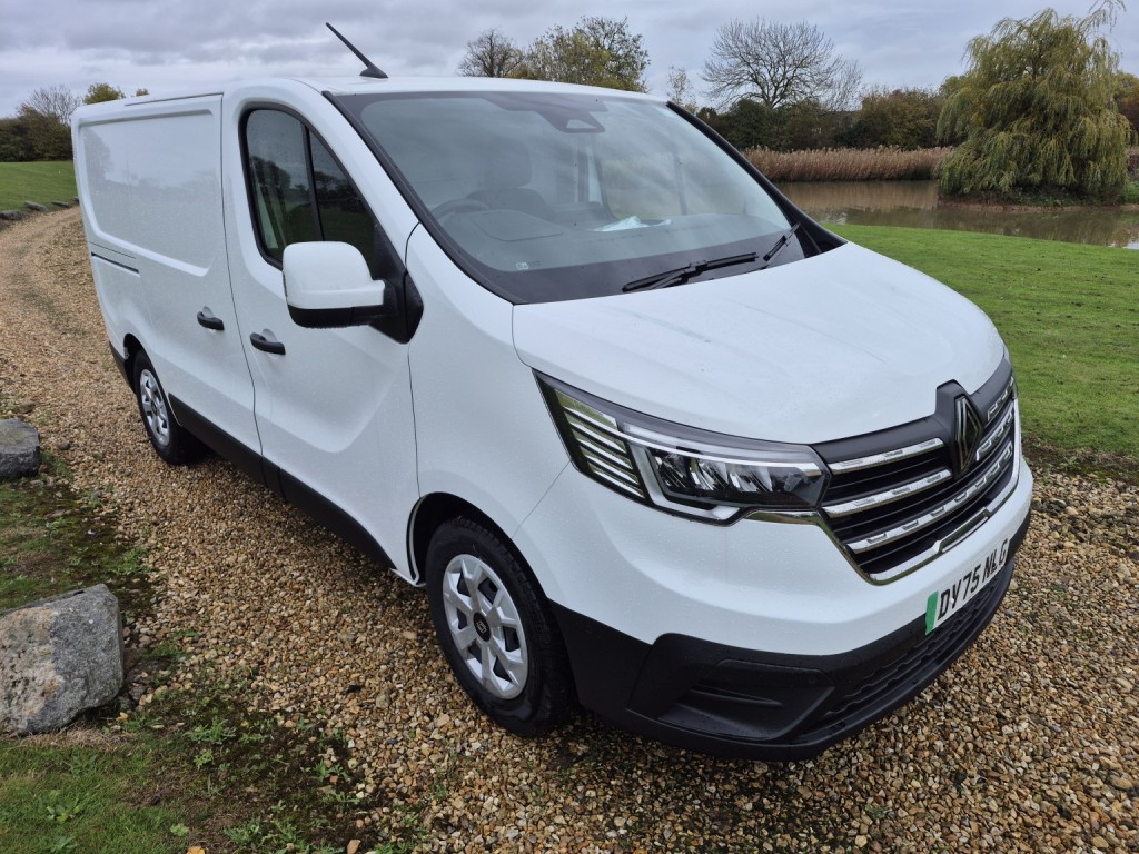 RENAULT TRAFIC