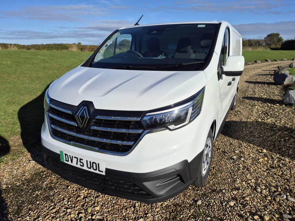 RENAULT TRAFIC