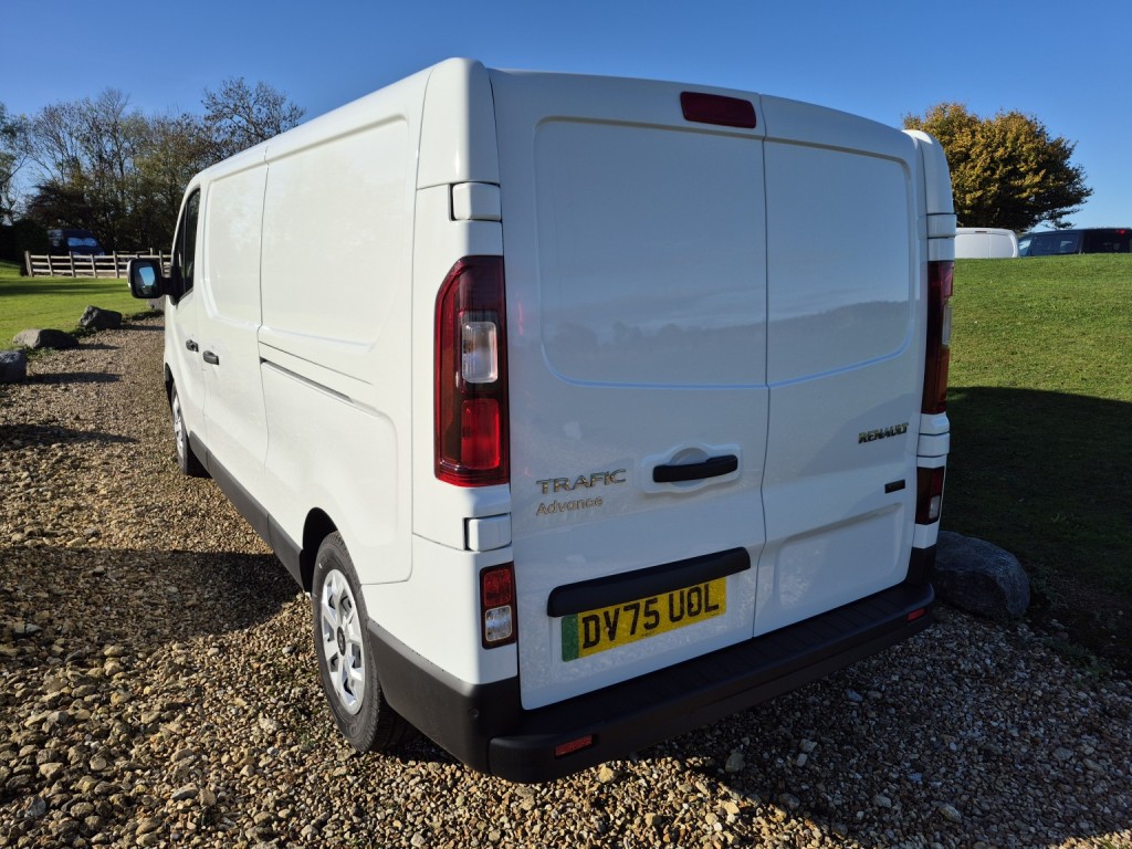 RENAULT TRAFIC