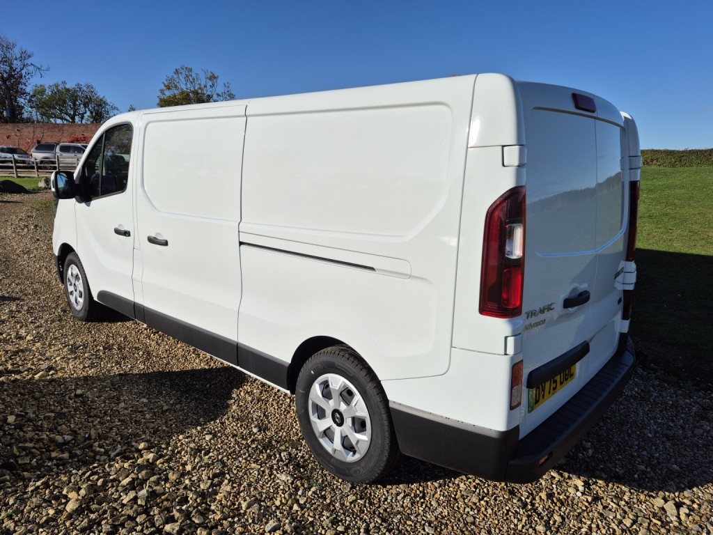 RENAULT TRAFIC