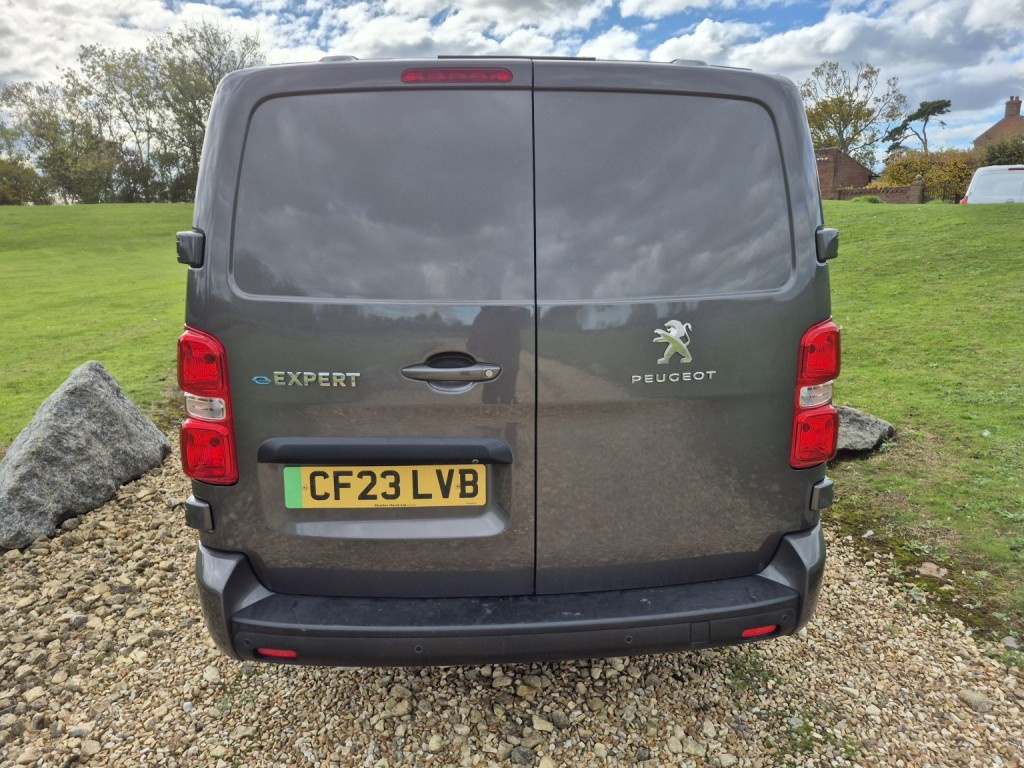 PEUGEOT EXPERT