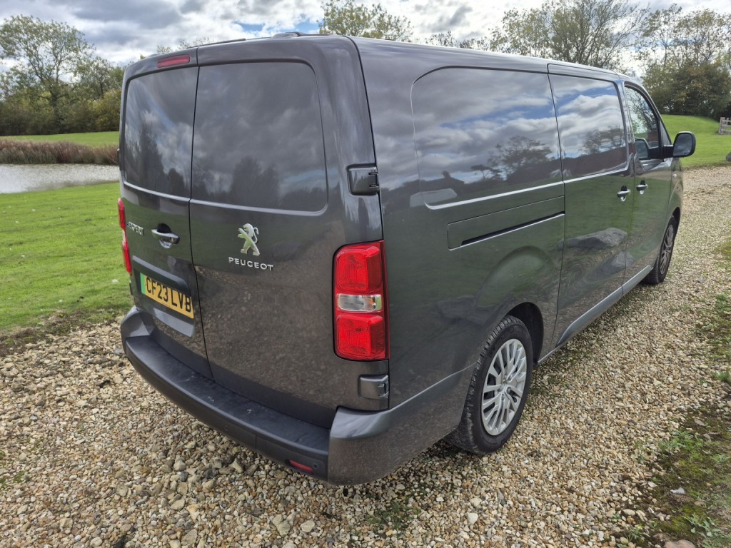 PEUGEOT EXPERT