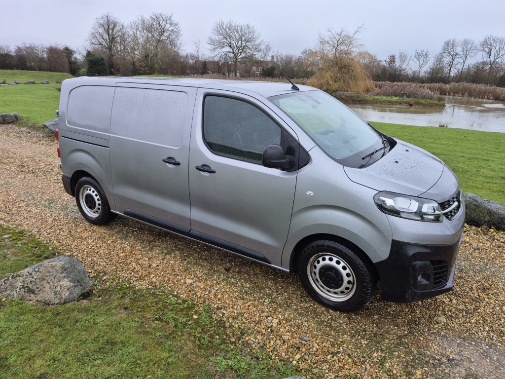 VAUXHALL VIVARO ELECTRIC