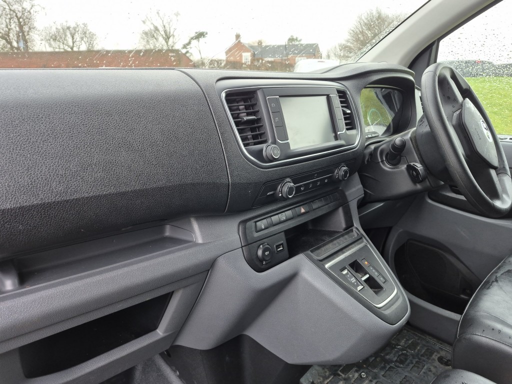 VAUXHALL VIVARO ELECTRIC