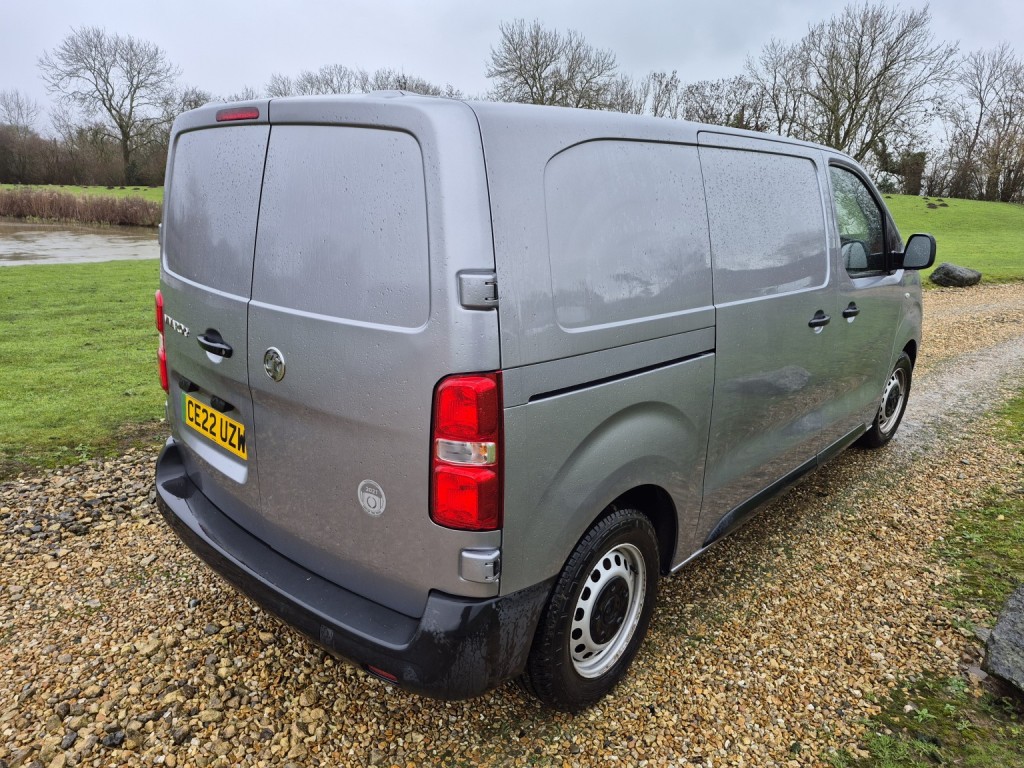 VAUXHALL VIVARO ELECTRIC
