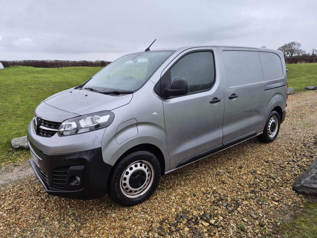 VAUXHALL VIVARO ELECTRIC