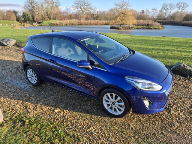 FORD FIESTA 1.0 T EcoBoost Titanium