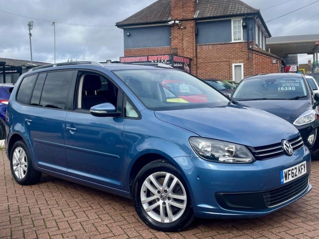 VOLKSWAGEN TOURAN 2.0 TDI SE Euro 5 5dr