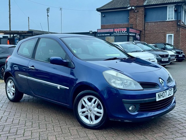RENAULT CLIO 1.4 16v Dynamique 3dr