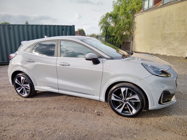 FORD PUMA 1.0 Puma ST-Line Vignale 5 Door 1.0L EcoBoost 155PS mHEV 7 Speed Automatic