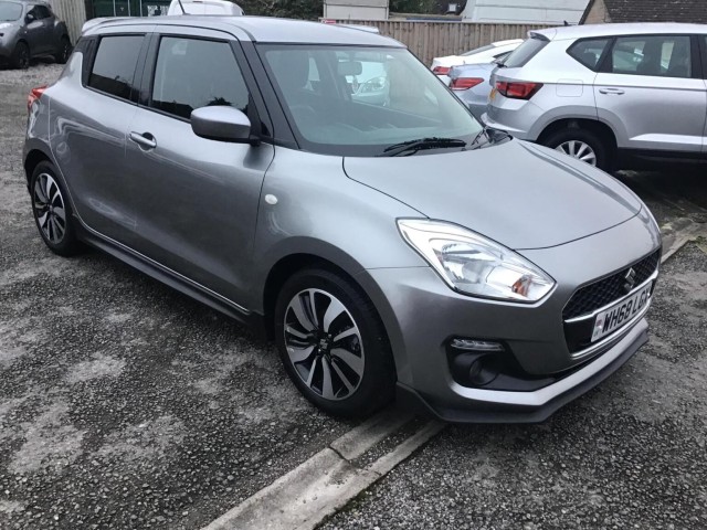 SUZUKI SWIFT