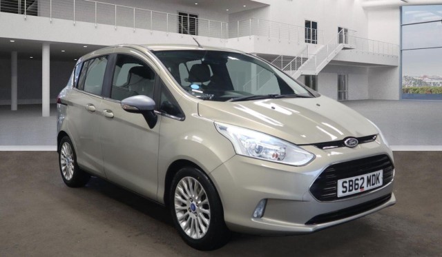 FORD B-MAX 1.6 Titanium