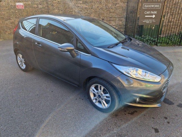 FORD FIESTA 1.0 T EcoBoost Zetec