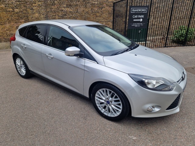 FORD FOCUS 1.0 T EcoBoost Zetec Navigator